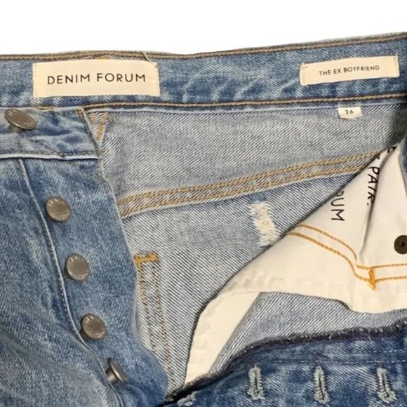 Aritzia - Denim Forum The Ex Boyfriend Jeans in Vintage Desert | Size 26 - Picture 4 of 13